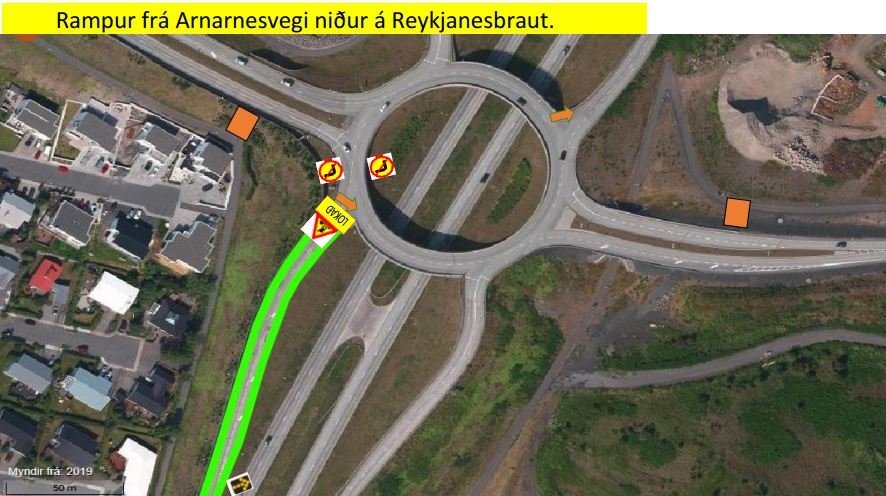 Rampur frá Arnarnesvegi niður á Reykjanesbraut
