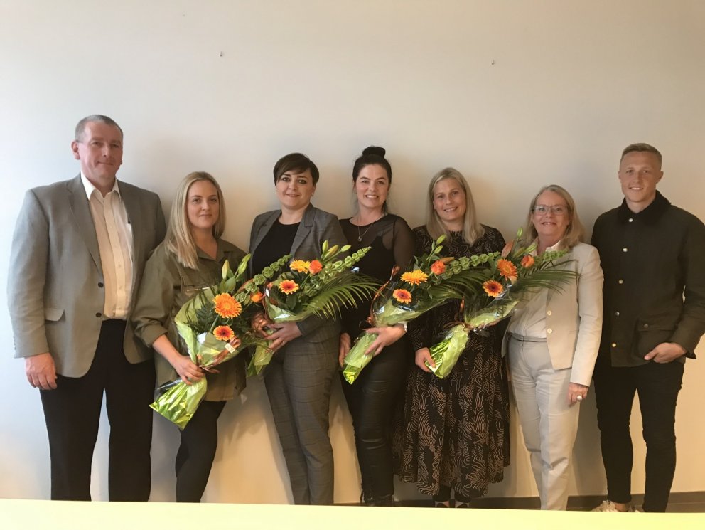 Mynd frá vinstri: Helgi Magnússon, Tinna Rós Finnbogadóttir, félagsmiðstöðvum eldri borgara, Jasmin&hellip;