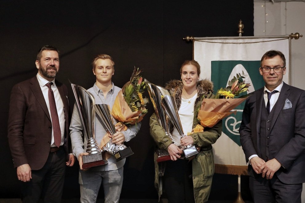 Ármann Kr. Ólafsson bæjarstjóri Kópavogs, Valgard Reinhardsson íþróttakarl Kópavogs 2019, Berglind &hellip;