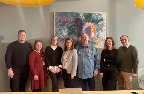 Á myndinni eru: Andri Steinn Hilmarsson, Sigrún María Kristinsdóttir, Íris Svavarsdóttir, Hjördís Ý&hellip;