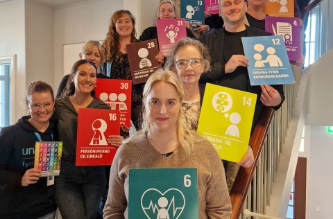 í Samvinnu við UNICEF