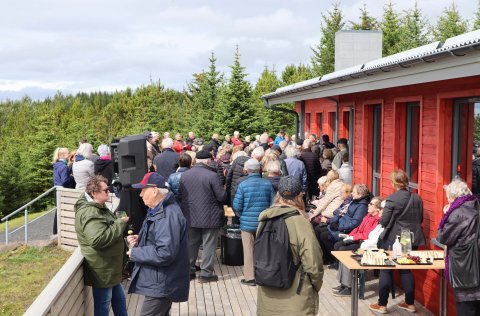 Þéttsetið var á samkomu Félagsmiðstöðva eldri borgara í Kópavogi bæði utan- og innandyra.