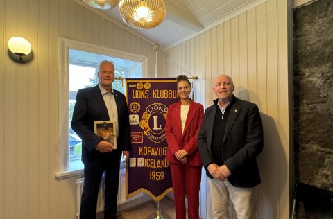 Fannar Jónasson, Ásdís Kristjánsdóttir og Ómar Þorsteinsson.