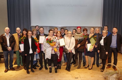 Handhafar Kópsins, viðurkenningar fyrir framúrskarandi skólastarf 2015 í Kópavogi, ásamt skólanefnd&hellip;
