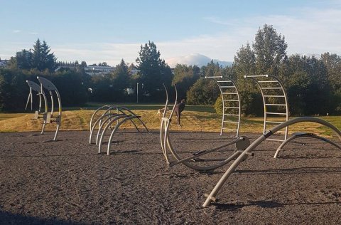 Þrektæki í Fossvogsdal.