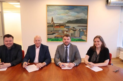 Birkir Jón Jónsson, formaður bæjarráðs Kópavogs, Aðalsteinn Sigfússon, félagsmálastjóri Kópavogs, Á&hellip;