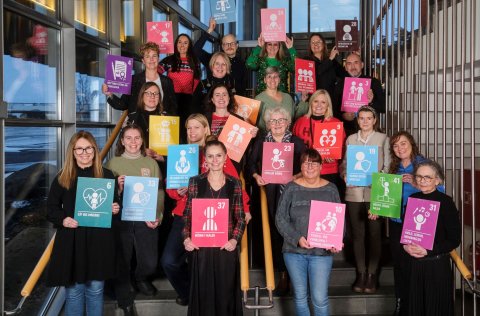 Fulltrúar UNICEF, grunnskóla, leikskóla, frístundar og félagsmiðstöðva að lokinni undirritun ásamt &hellip;
